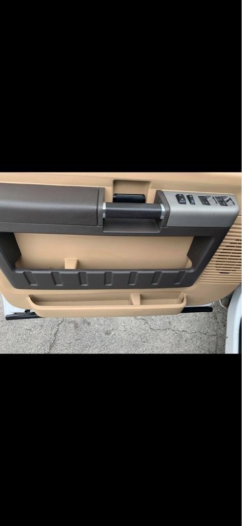 Ford F-350 SD XL Crew Cab Long Bed DRW 2WD 2015