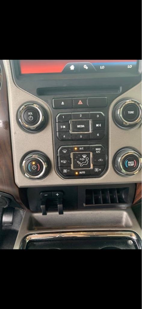 Ford F-350 SD XL Crew Cab Long Bed DRW 2WD 2015