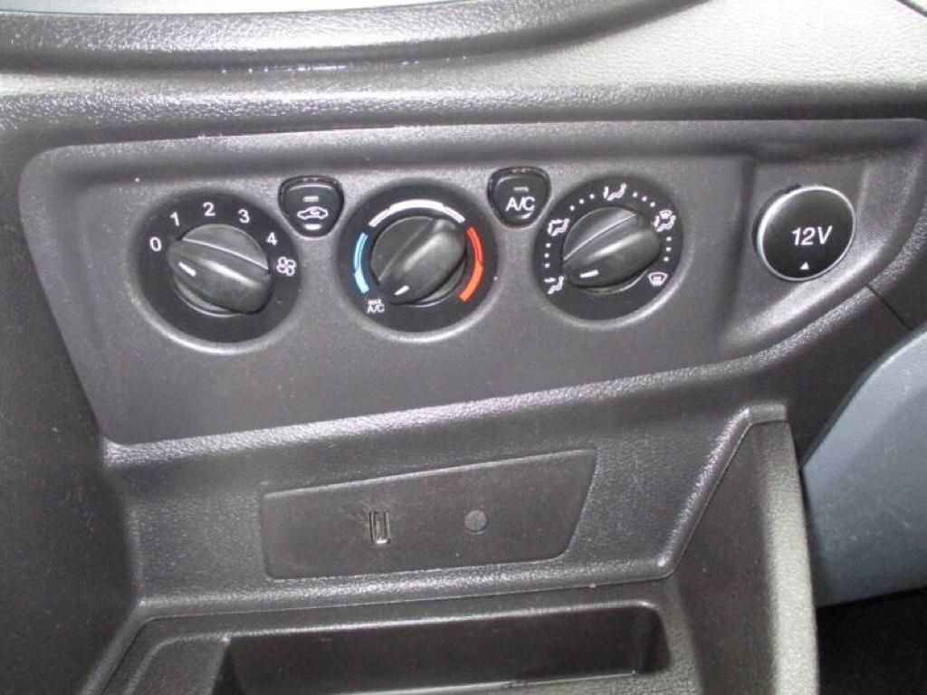 Ford Transit 250 Van Med. Roof w/Sliding Pass. 148-in. WB 2018