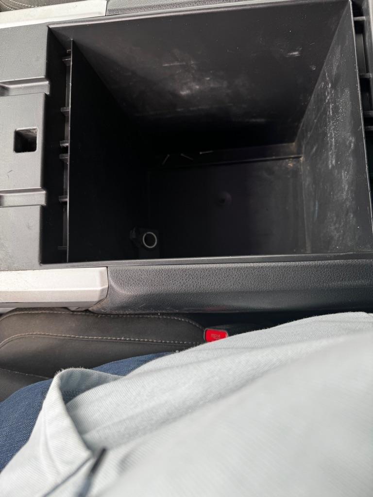 Nissan Titan XD S 2WD Diesel 2017