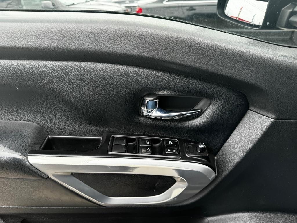 Nissan Titan XD S 2WD Diesel 2017