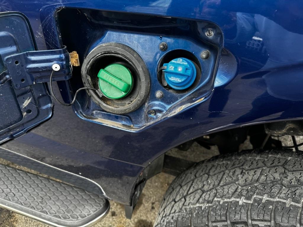 Nissan Titan XD S 2WD Diesel 2017