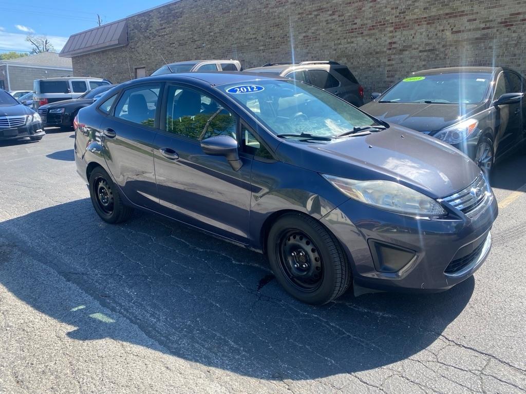 Ford Fiesta SE Sedan 2012