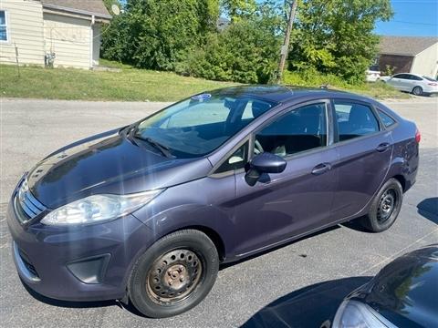 2012 Ford Fiesta SE Sedan