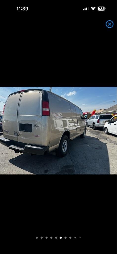 GMC Savana G3500 Cargo 2012