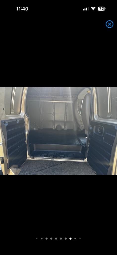 GMC Savana G3500 Cargo 2012