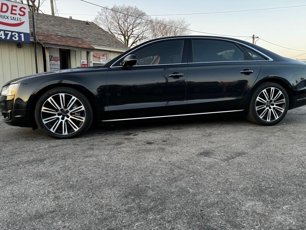 Audi A8 L 4.0T quattro 2015