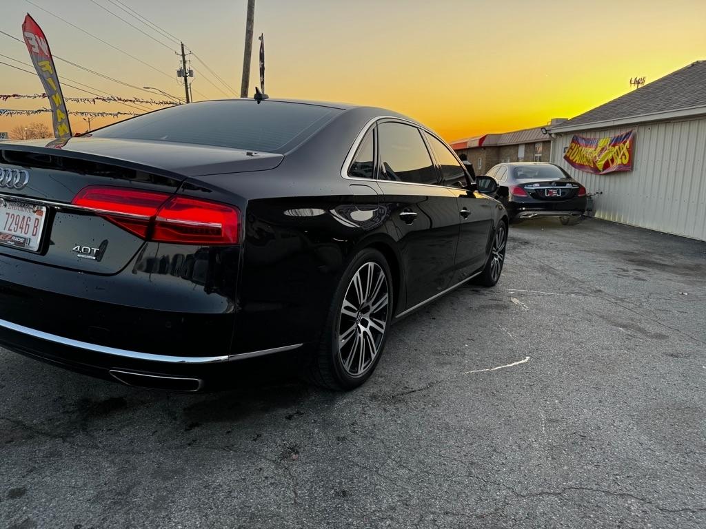 Audi A8 L 4.0T quattro 2015