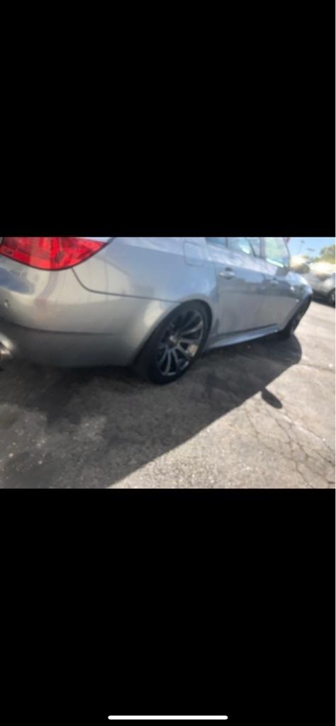 BMW M5 Sedan 2007