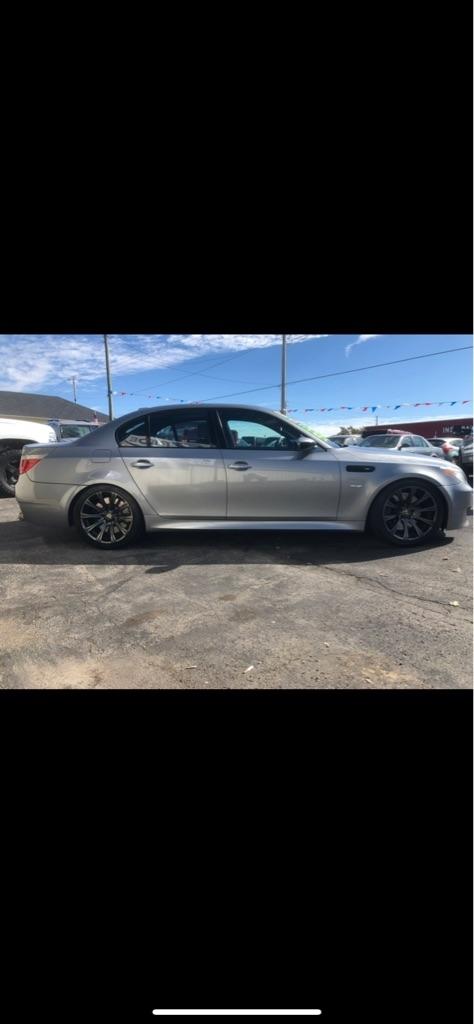 BMW M5 Sedan 2007