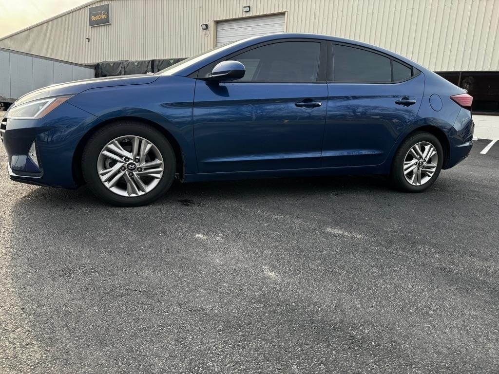 Hyundai Elantra Limited 2019