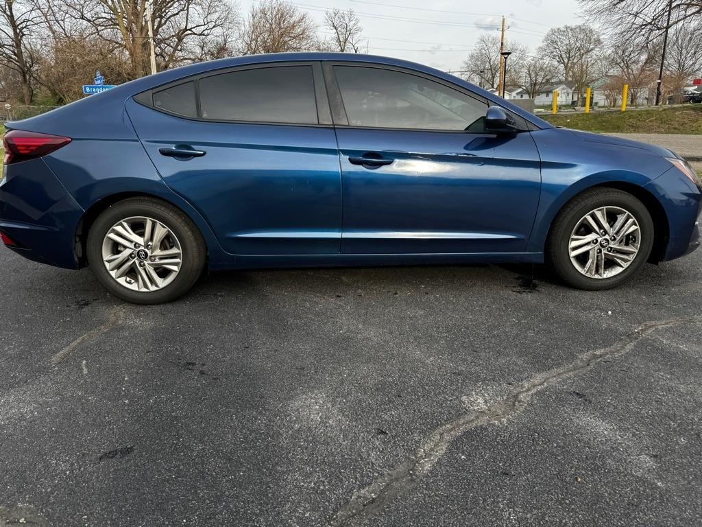 Hyundai Elantra Limited 2019