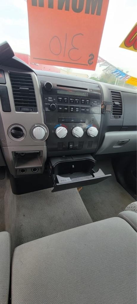 Toyota Tundra Tundra-Grade Double Cab 4.6L 4WD 2010