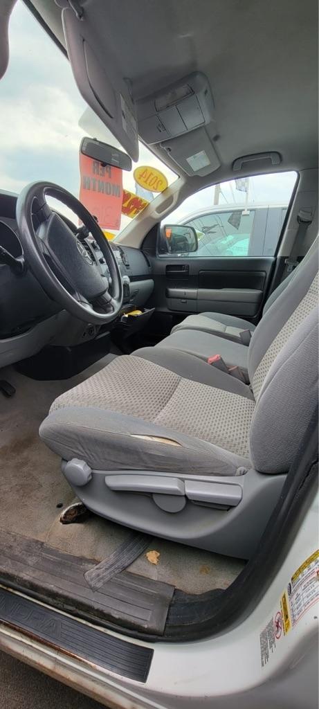 Toyota Tundra Tundra-Grade Double Cab 4.6L 4WD 2010