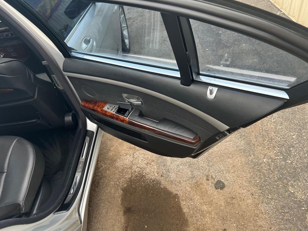 BMW 7-Series 760Li 2004