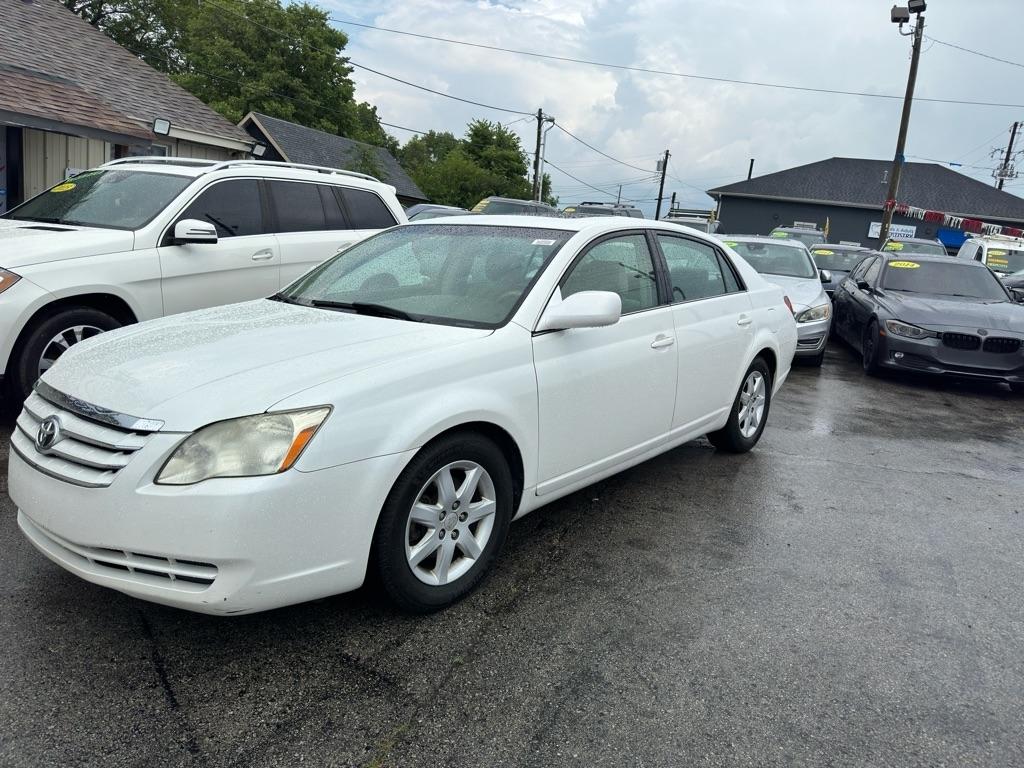 Toyota Avalon XL 2006