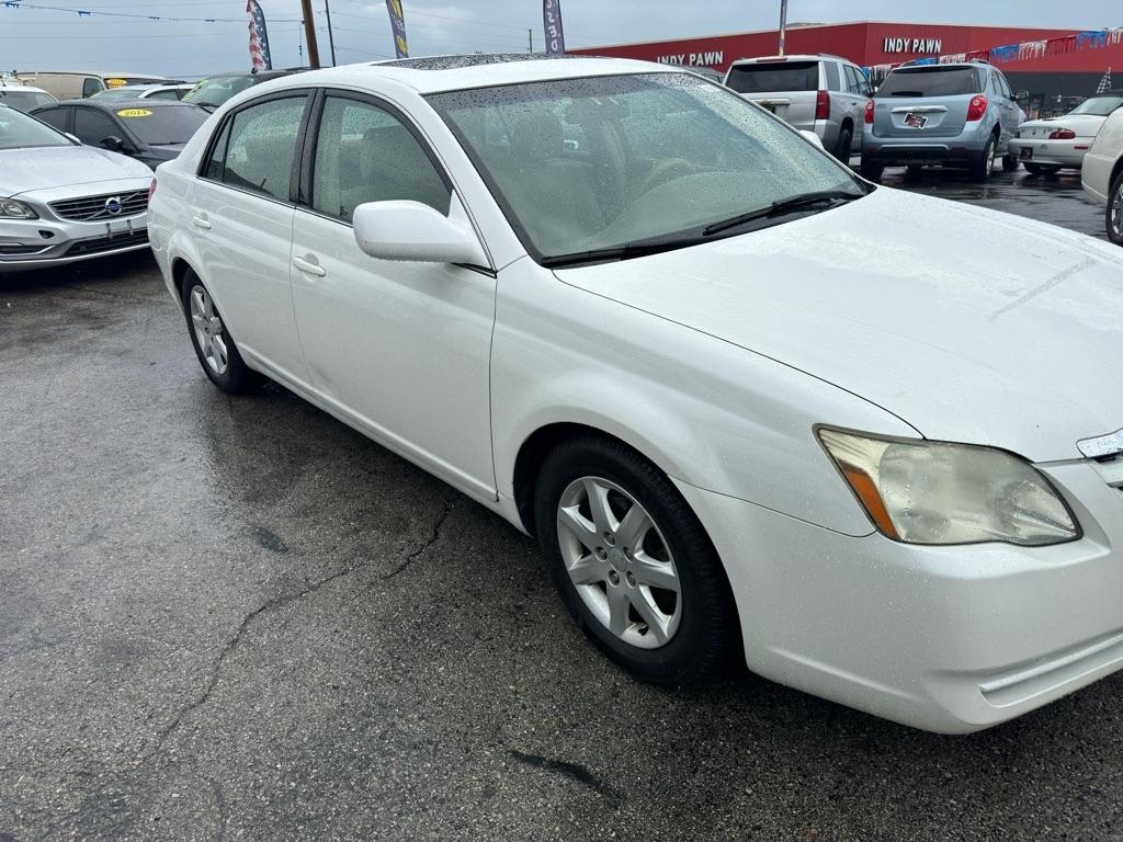 Toyota Avalon XL 2006