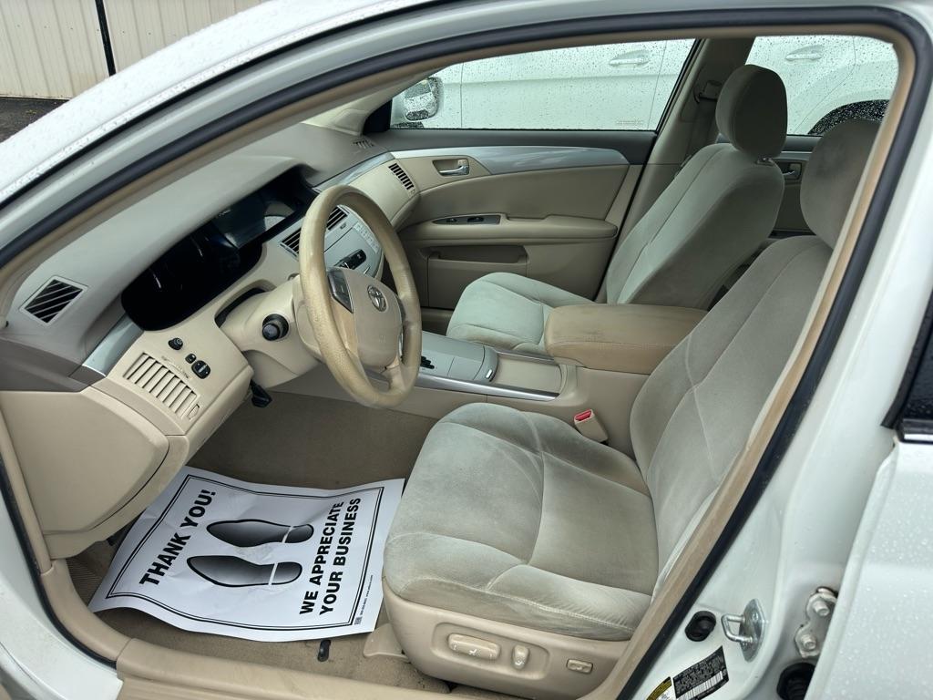 Toyota Avalon XL 2006