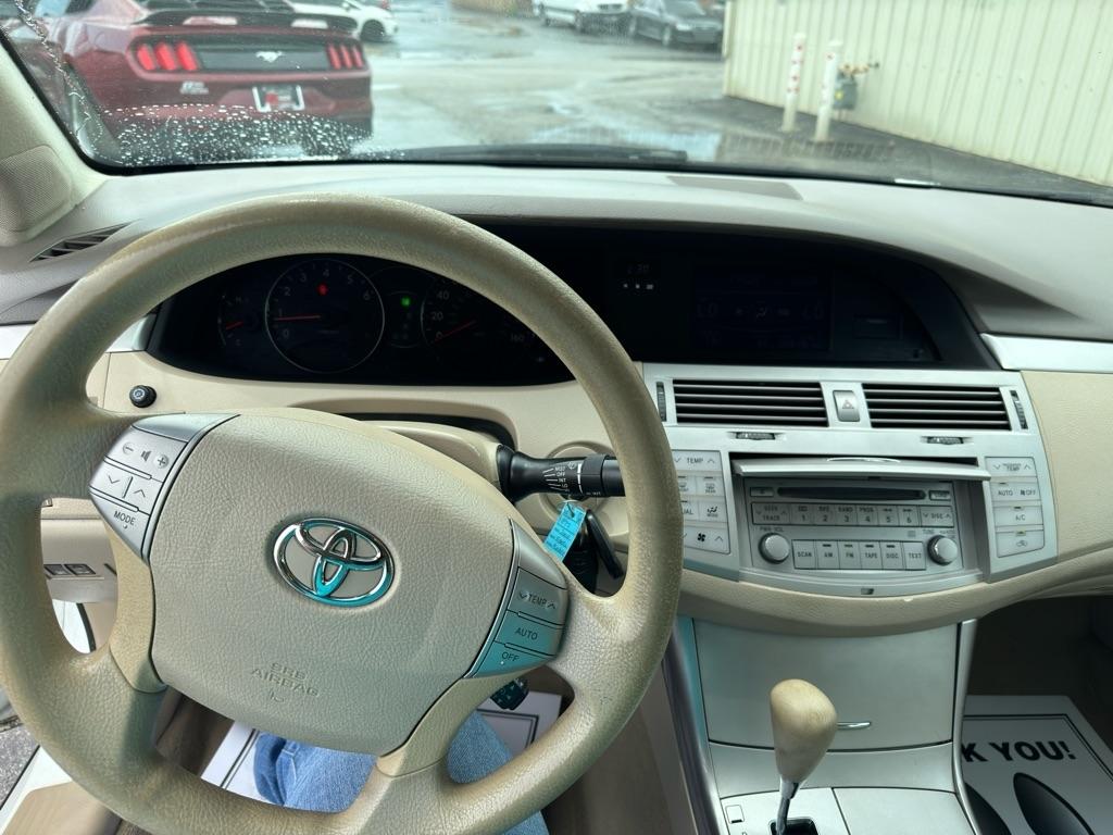 Toyota Avalon XL 2006