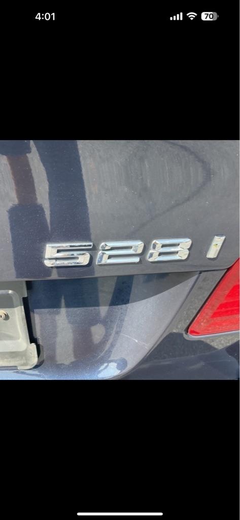 BMW 5-Series 528i 2012