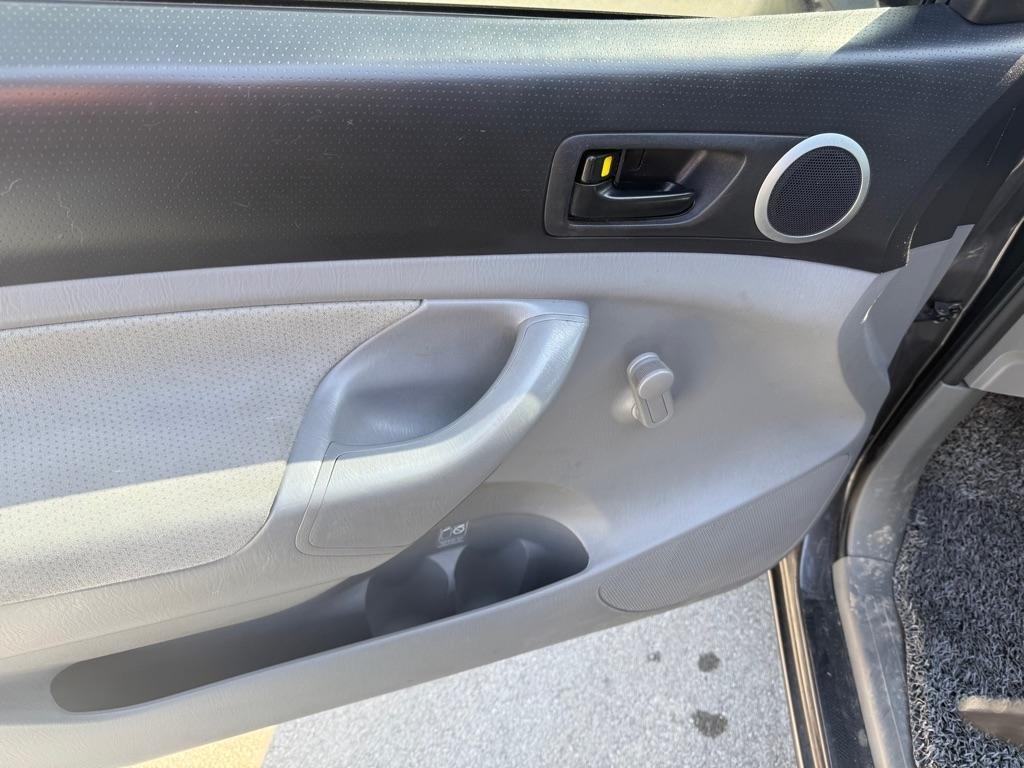 Toyota Tacoma Regular Cab Auto 2WD 2010