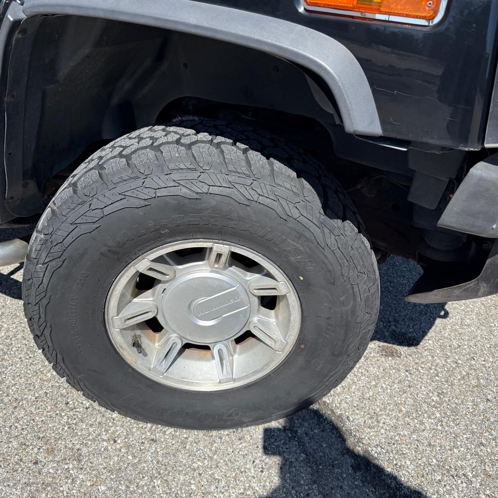 HUMMER H2 Sport Utility 2003