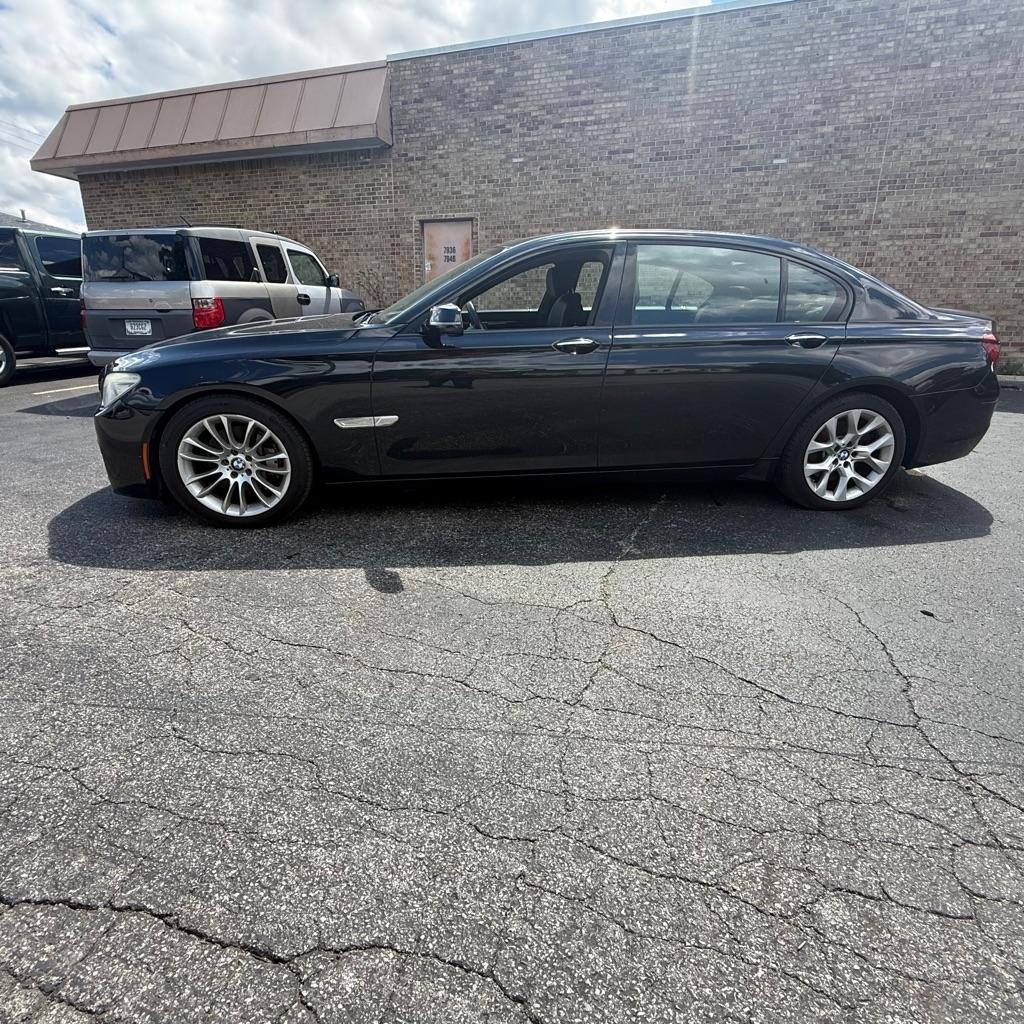 BMW 7-Series 740Li xDrive 2015