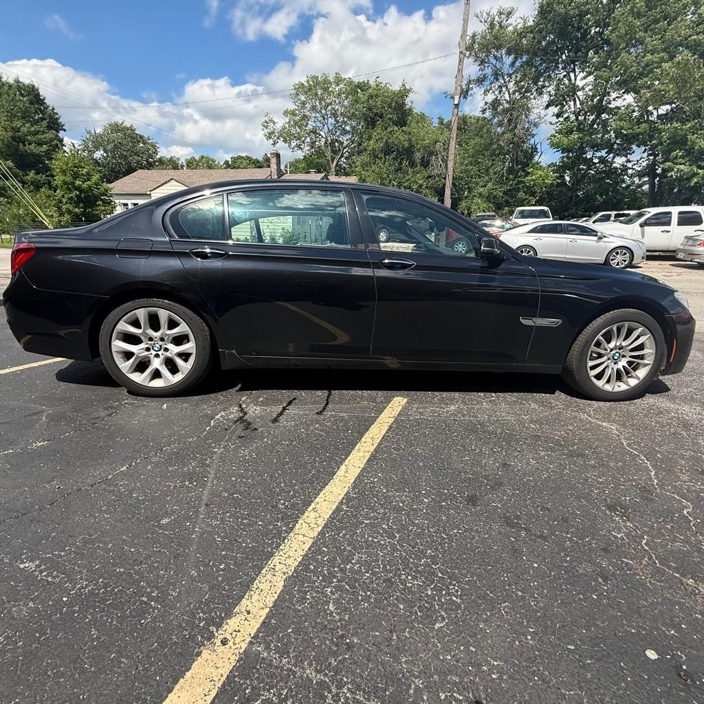 BMW 7-Series 740Li xDrive 2015