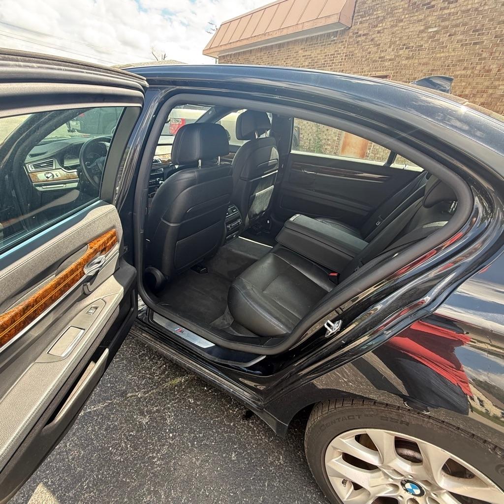 BMW 7-Series 740Li xDrive 2015