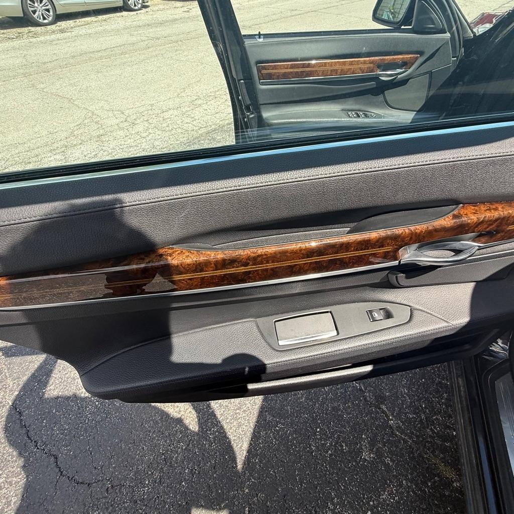 BMW 7-Series 740Li xDrive 2015