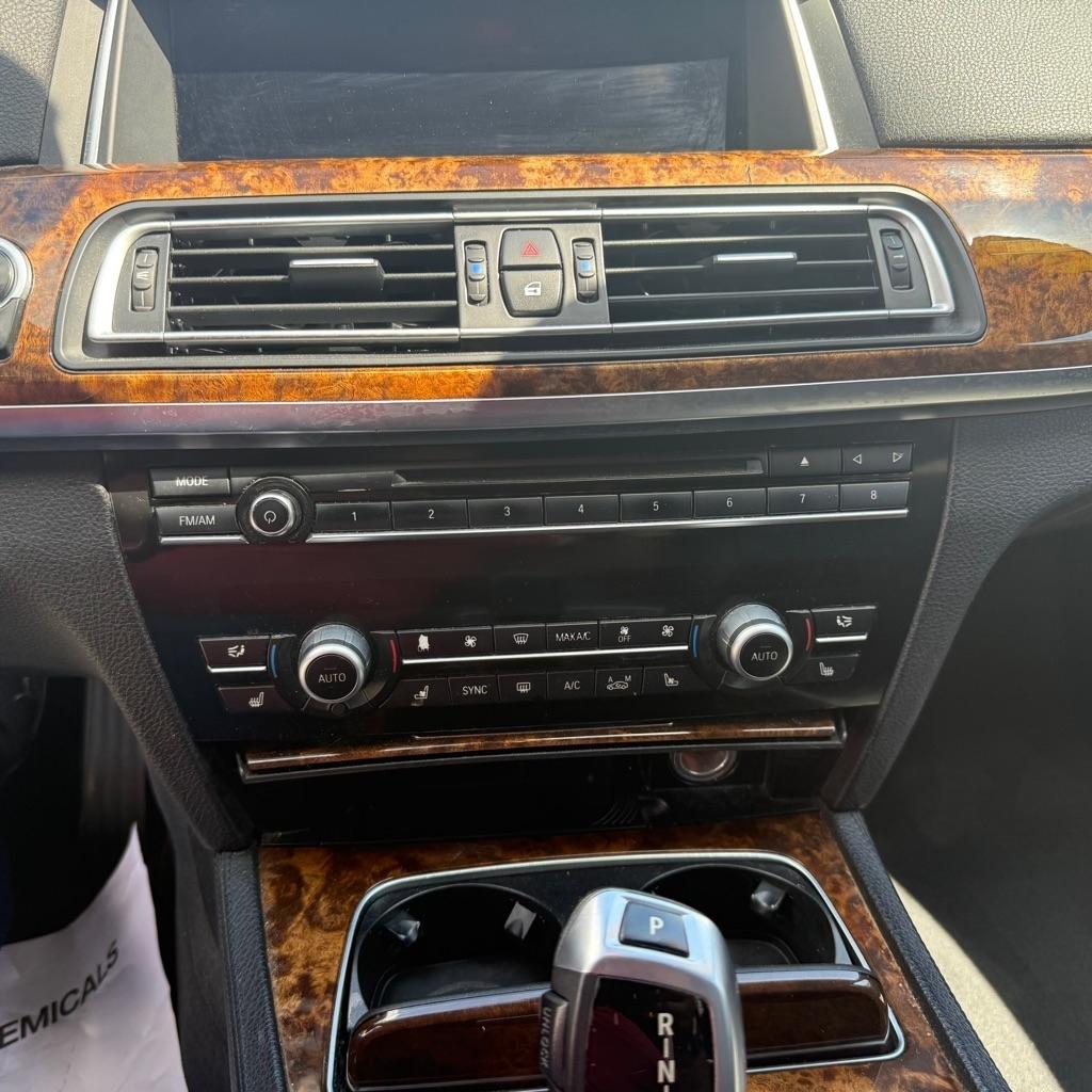 BMW 7-Series 740Li xDrive 2015