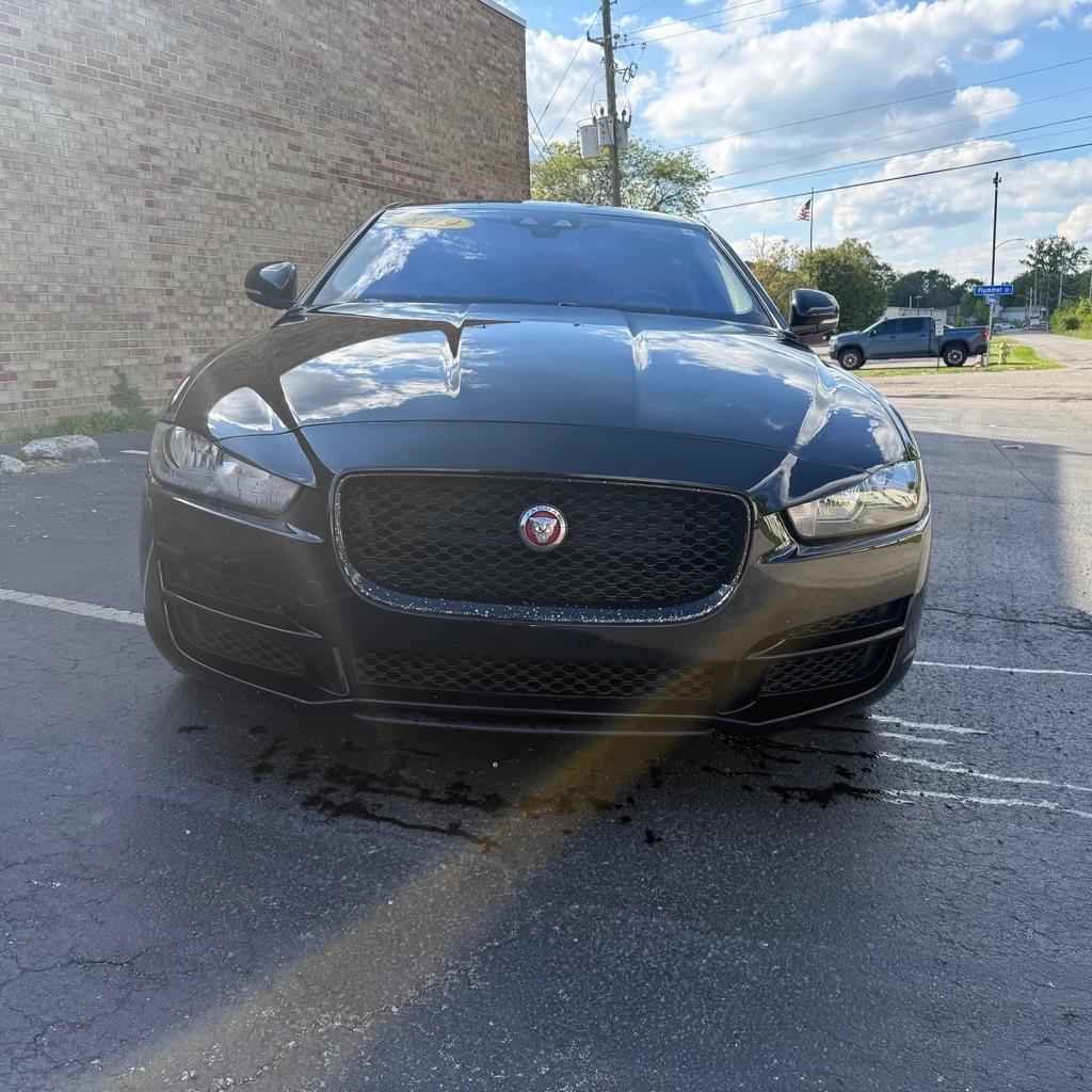 Jaguar XE 25t 2019
