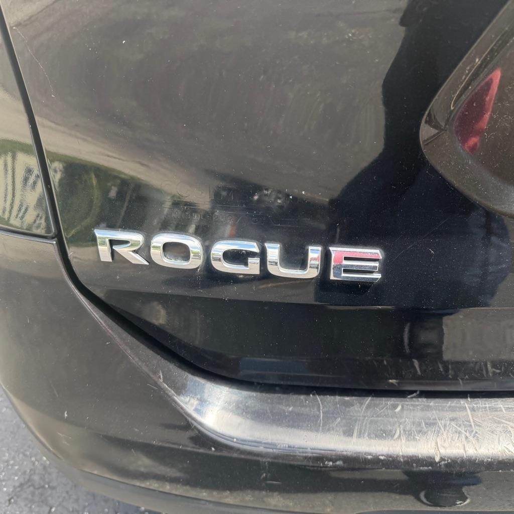 Nissan Rogue S AWD 2014