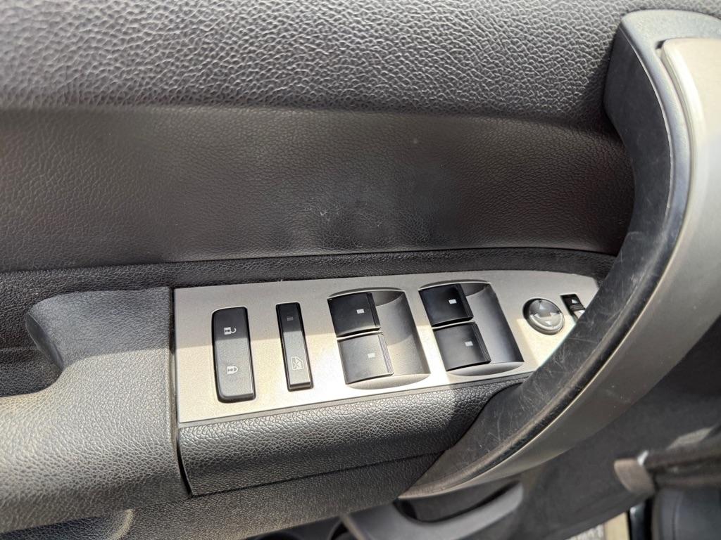 Chevrolet Silverado 1500 LT Crew Cab 4WD 2012