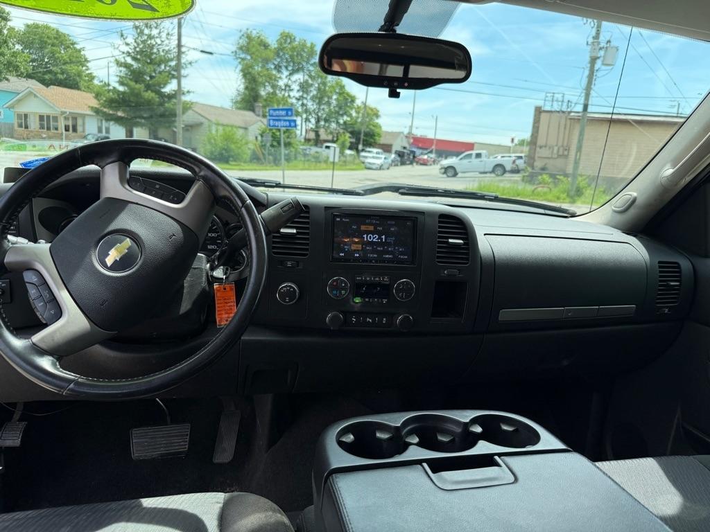 Chevrolet Silverado 1500 LT Crew Cab 4WD 2012