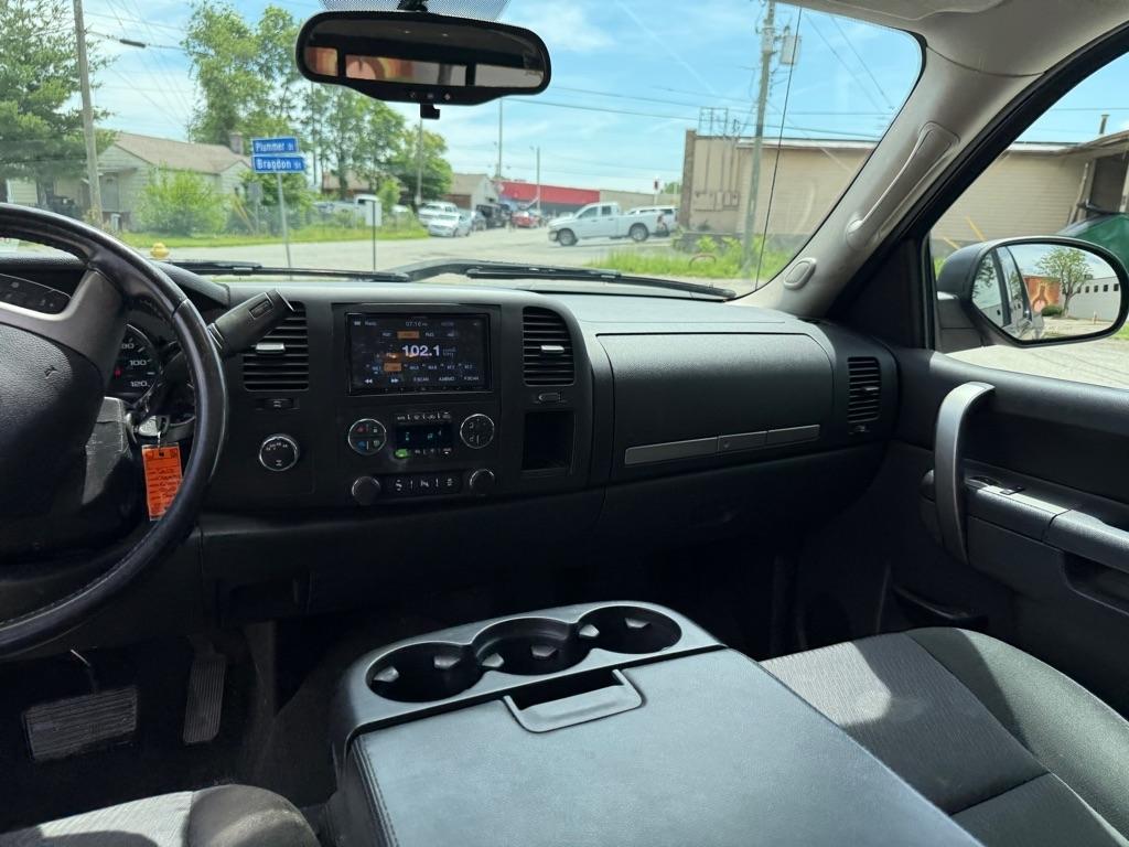 Chevrolet Silverado 1500 LT Crew Cab 4WD 2012