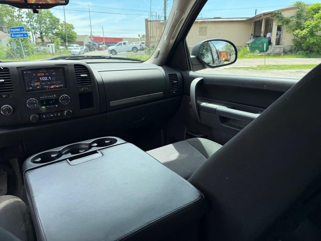 Chevrolet Silverado 1500 LT Crew Cab 4WD 2012