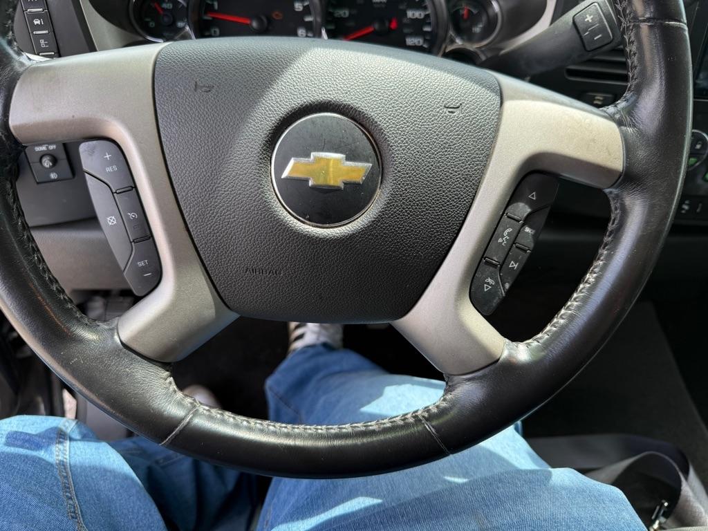 Chevrolet Silverado 1500 LT Crew Cab 4WD 2012