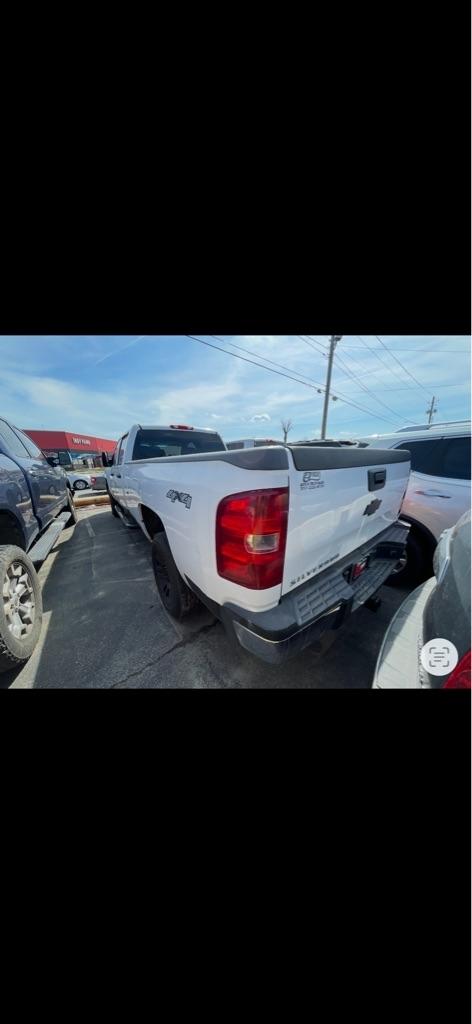 Chevrolet Silverado 2500HD Work Truck Crew Cab 4WD 2007