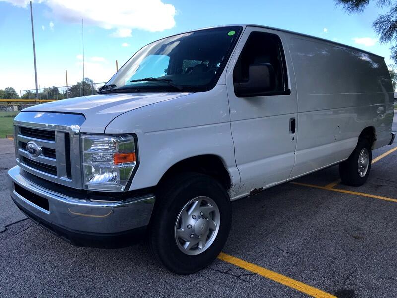 Ford Econoline E-350 Super Duty Extended 2014