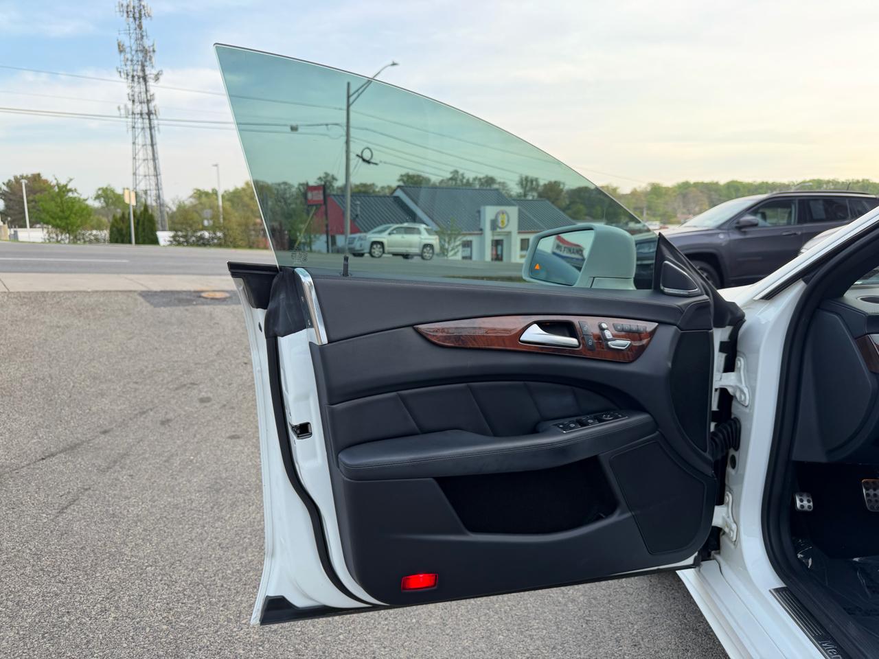 Mercedes-Benz CLS 4dr Sdn CLS 550 4MATIC 2016