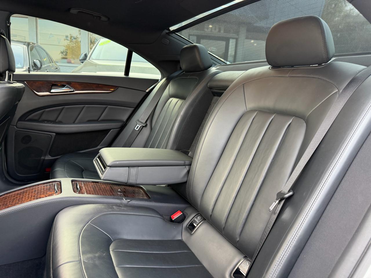 Mercedes-Benz CLS 4dr Sdn CLS 550 4MATIC 2016