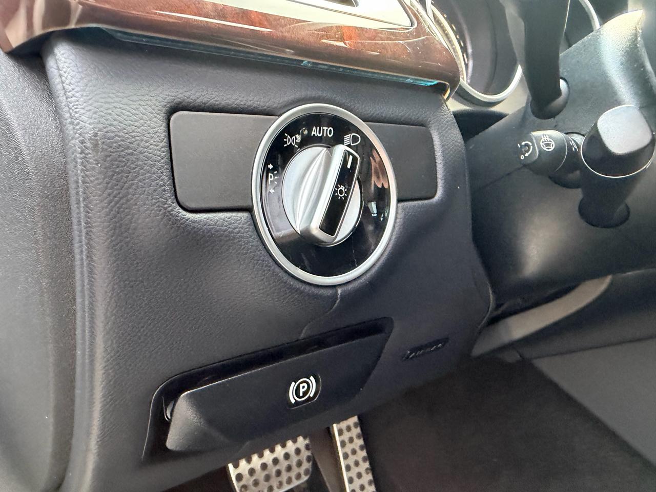 Mercedes-Benz CLS 4dr Sdn CLS 550 4MATIC 2016