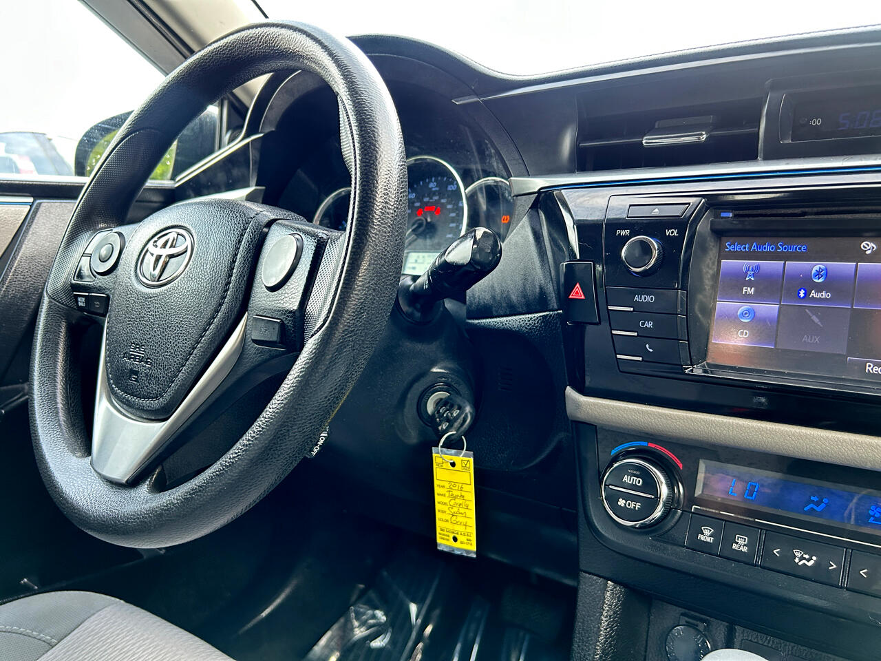 Toyota Corolla 4dr Sdn CVT S w/Special Edition Pkg (Natl) 2016 Toyota Corolla 4dr Sdn CVT S w/Special Edition Pkg (Natl) 2016