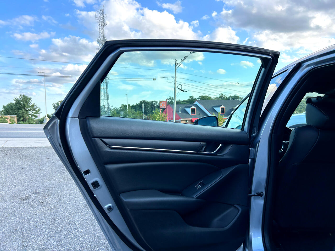 View 25