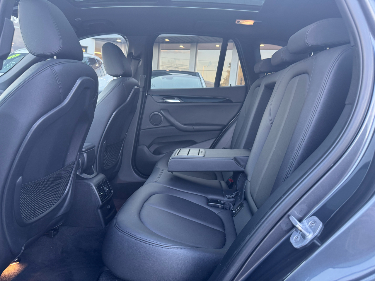 BMW X1 xDrive28i Sports Activity Vehicle Brazil 2018 BMW X1 xDrive28i Sports Activity Vehicle Brazil 2018
