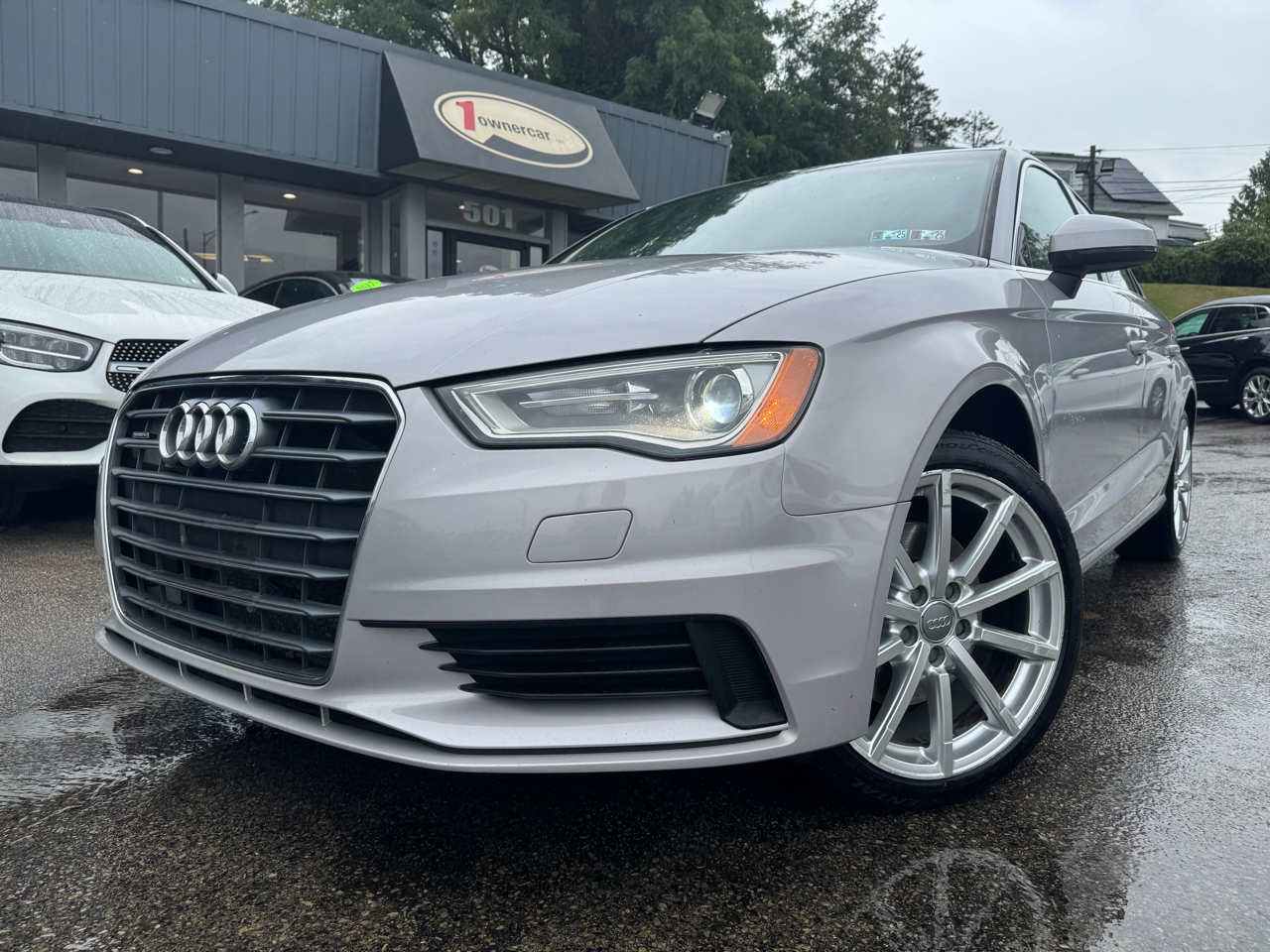 Audi A3 4dr Sdn quattro 2.0T Premium Plus 2015 Audi A3 4dr Sdn quattro 2.0T Premium Plus 2015