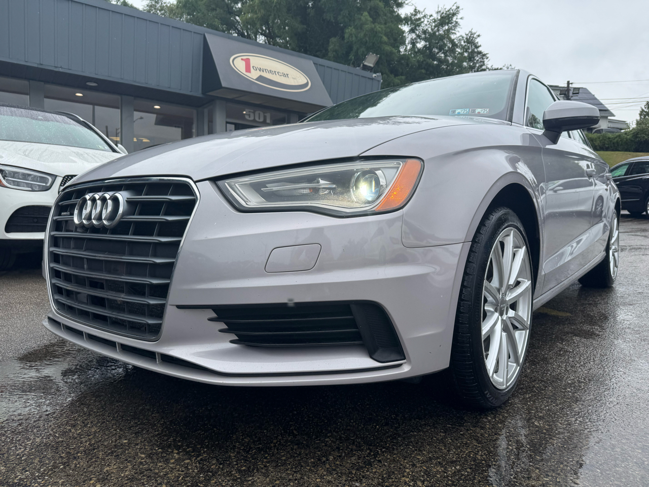 Audi A3 4dr Sdn quattro 2.0T Premium Plus 2015 Audi A3 4dr Sdn quattro 2.0T Premium Plus 2015