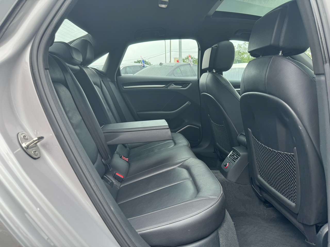 Audi A3 4dr Sdn quattro 2.0T Premium Plus 2015 Audi A3 4dr Sdn quattro 2.0T Premium Plus 2015