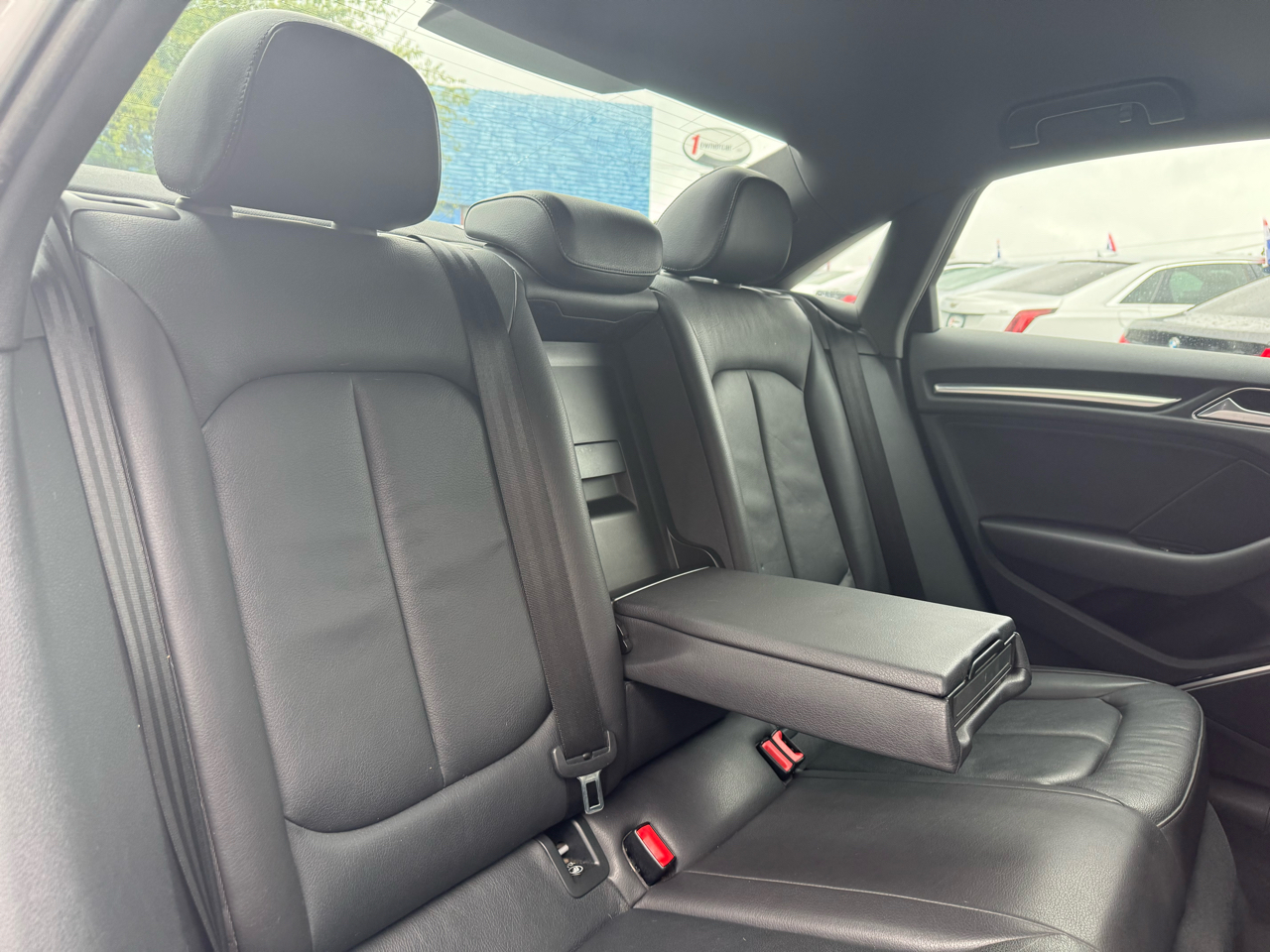 Audi A3 4dr Sdn quattro 2.0T Premium Plus 2015 Audi A3 4dr Sdn quattro 2.0T Premium Plus 2015